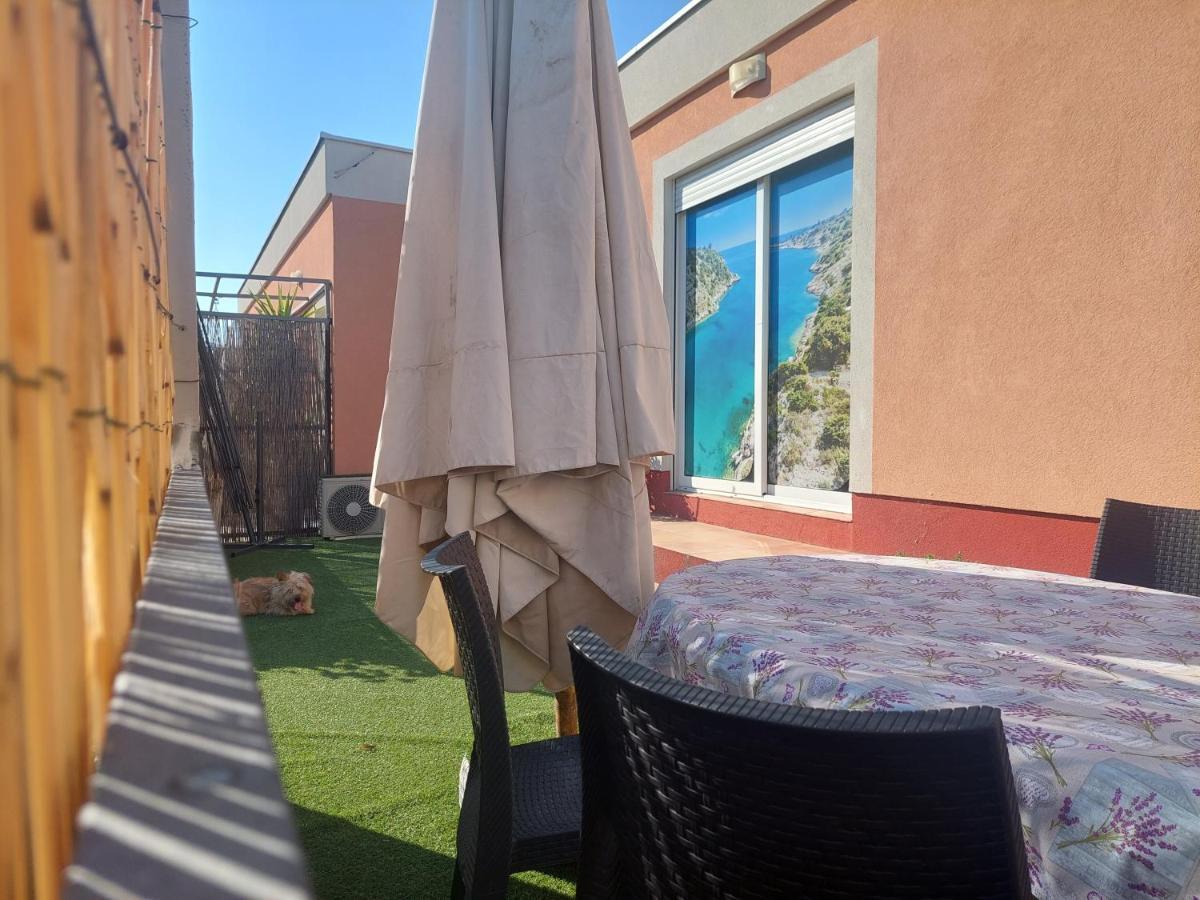 Apartmani Stobrec Split Exteriör bild