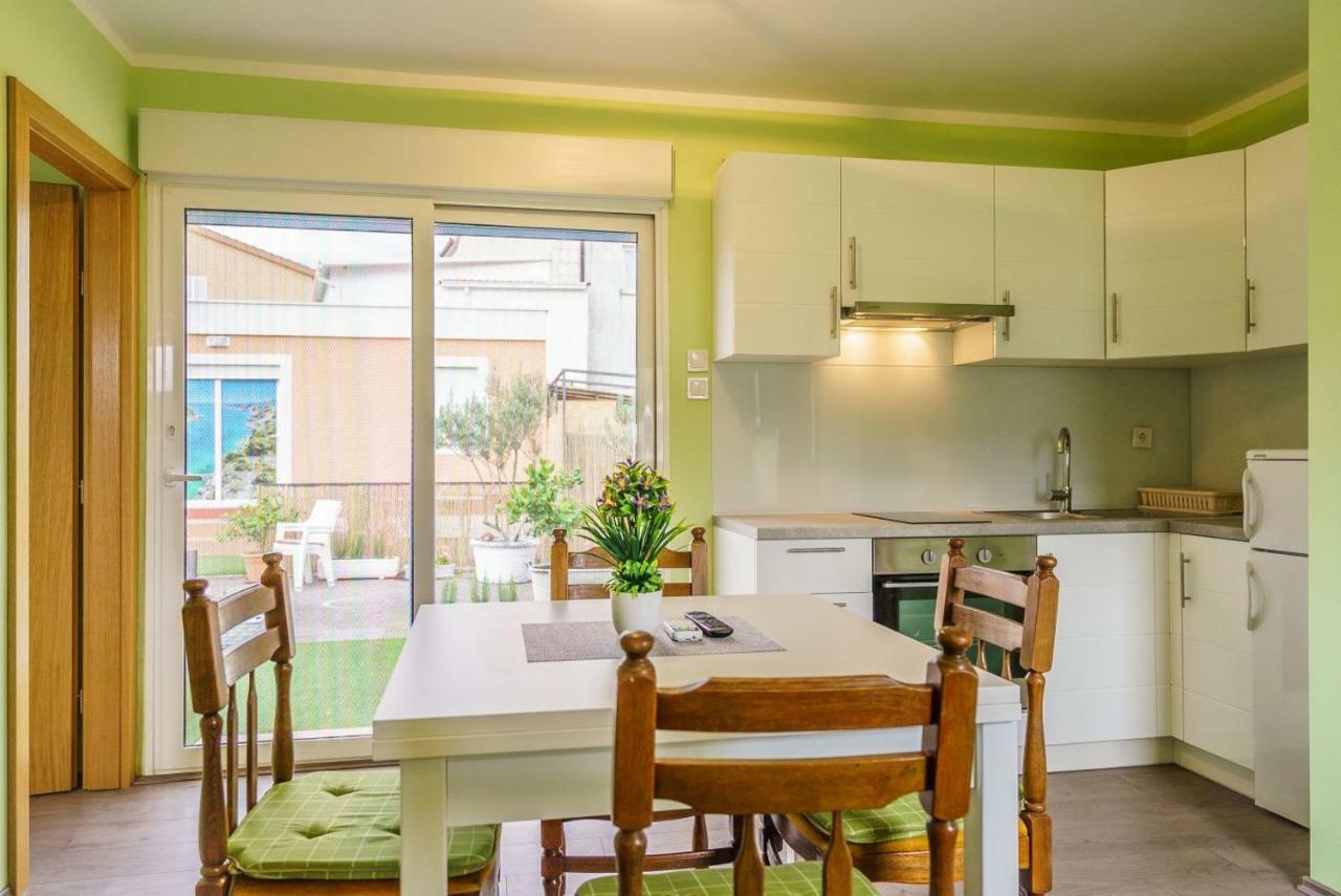 Apartmani Stobrec Split Exteriör bild