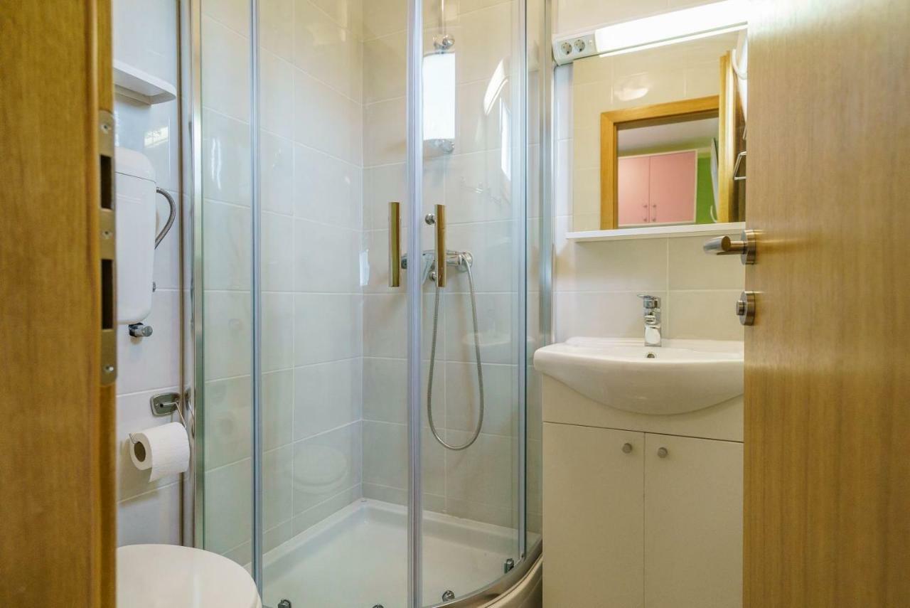 Apartmani Stobrec Split Exteriör bild