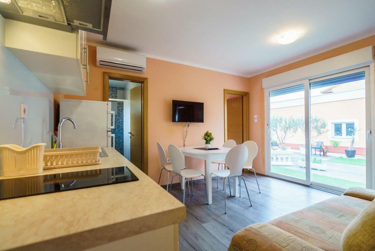 Apartmani Stobrec Split Exteriör bild