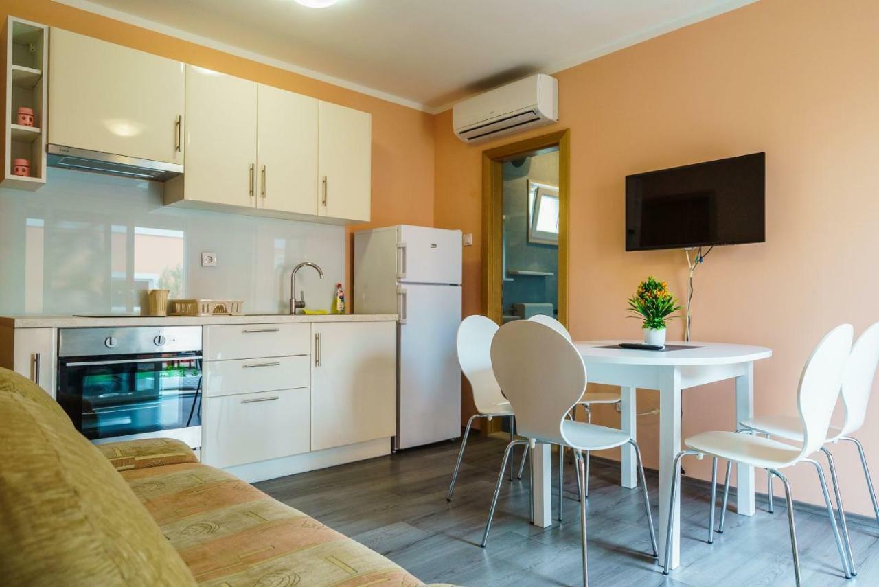 Apartmani Stobrec Split Exteriör bild