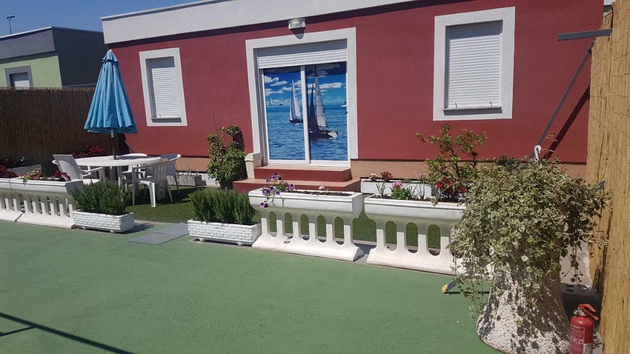 Apartmani Stobrec Split Exteriör bild